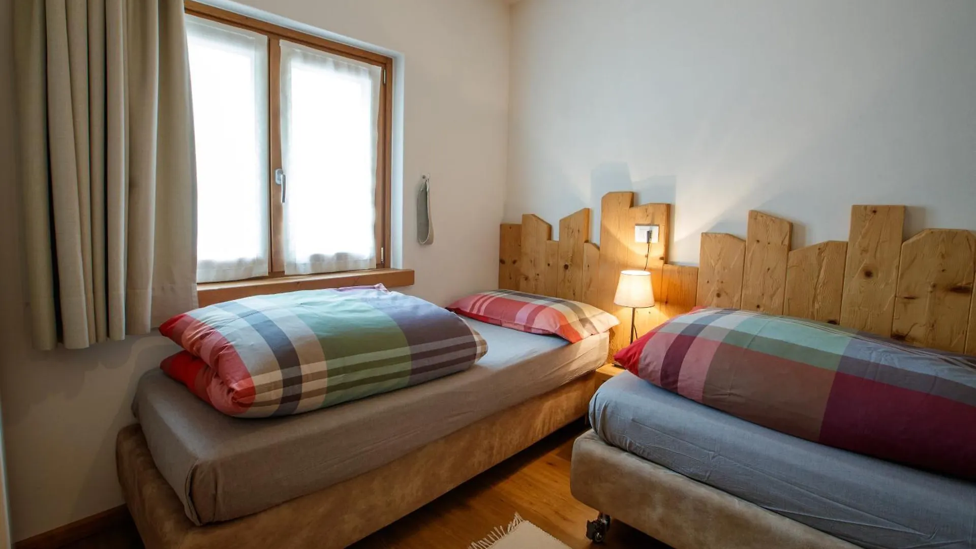 Casa Al Rin Daire Isolaccia