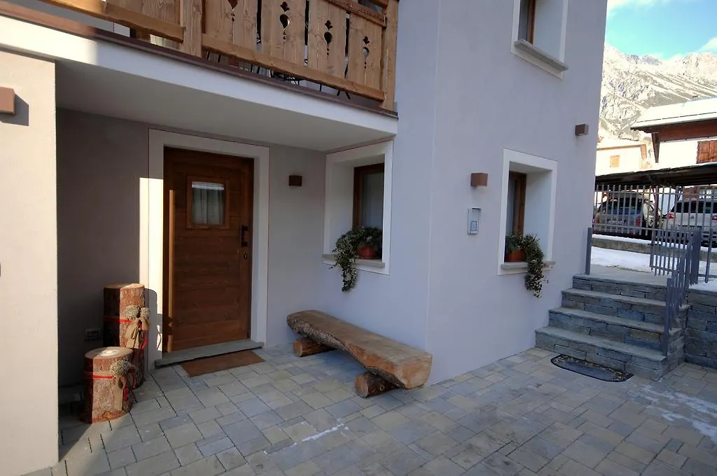 Casa Al Rin Daire Isolaccia
